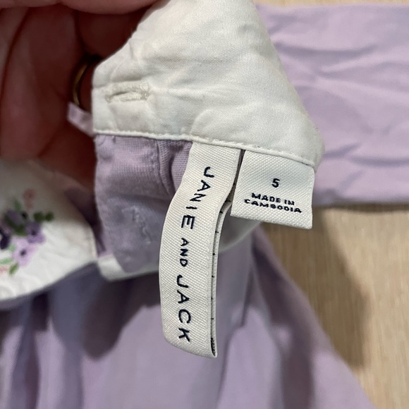 Janie & Jack long-sleeve lilac/purple top with Peter Pan Collar & Floral details - Picture 3 of 4